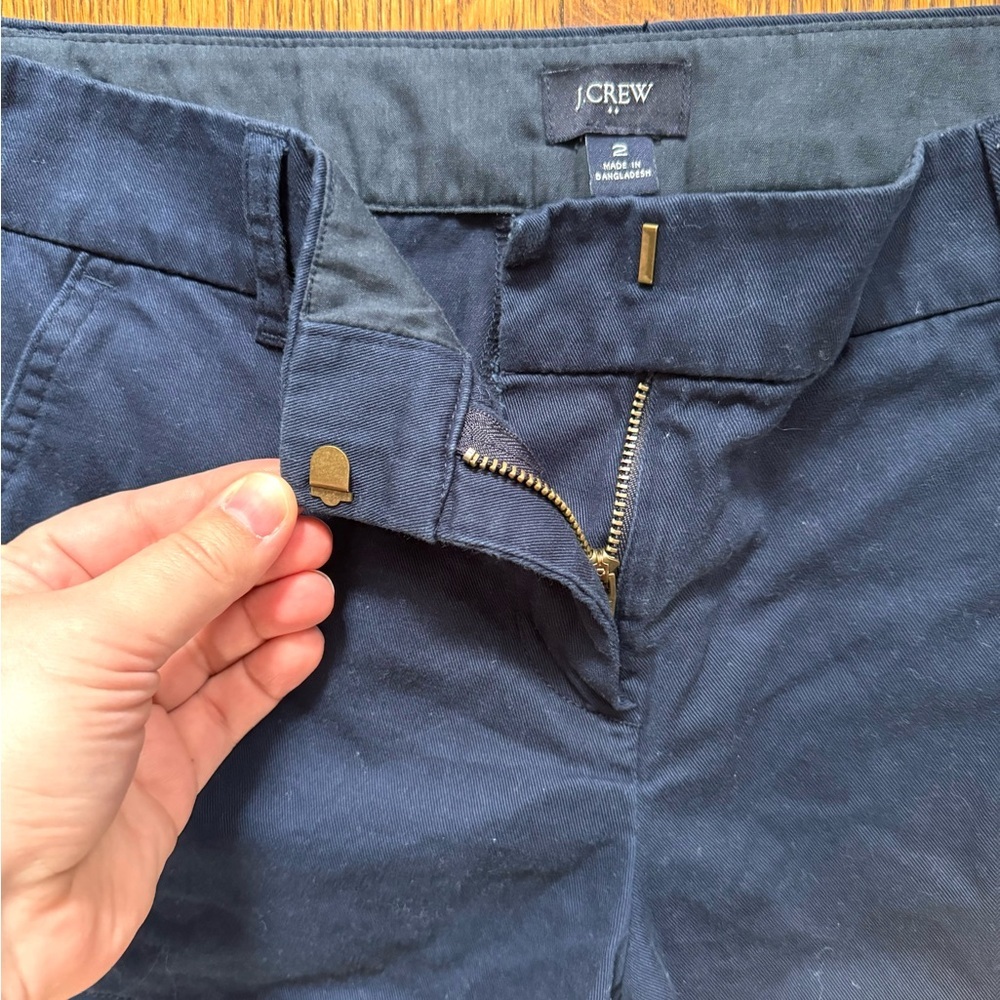 J. Crew Factory 3.5” Navy Classic Chino Short - Picture 7 of 9